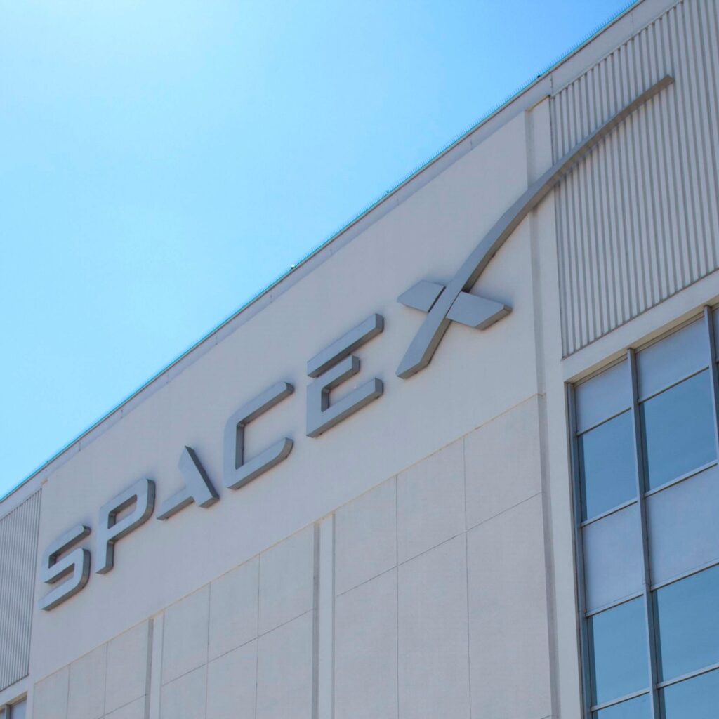 SpaceX, Stock